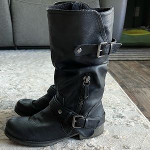 Report Size 8 Moto boots